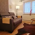 Stilvolle Wohnung An Der Alten Mainbruecke