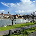 Stilvolle Wohnung An Der Alten Mainbruecke